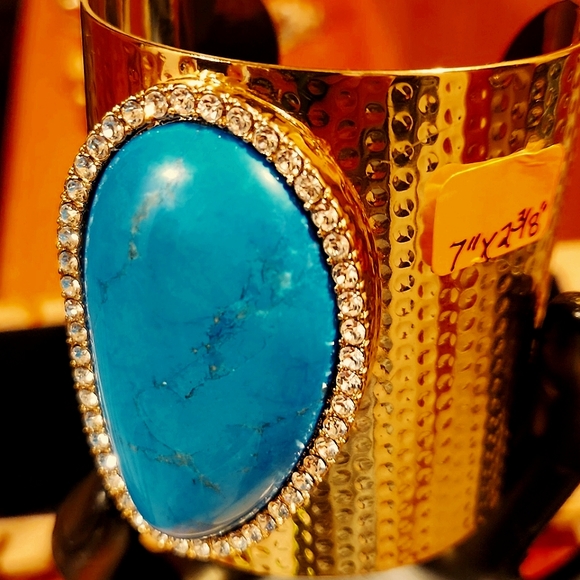 Massive, Super-Chunky, Gold-Tone, Faux Turquoise Cuff Bracelet. CZ Around Stone. - Picture 6 of 6
